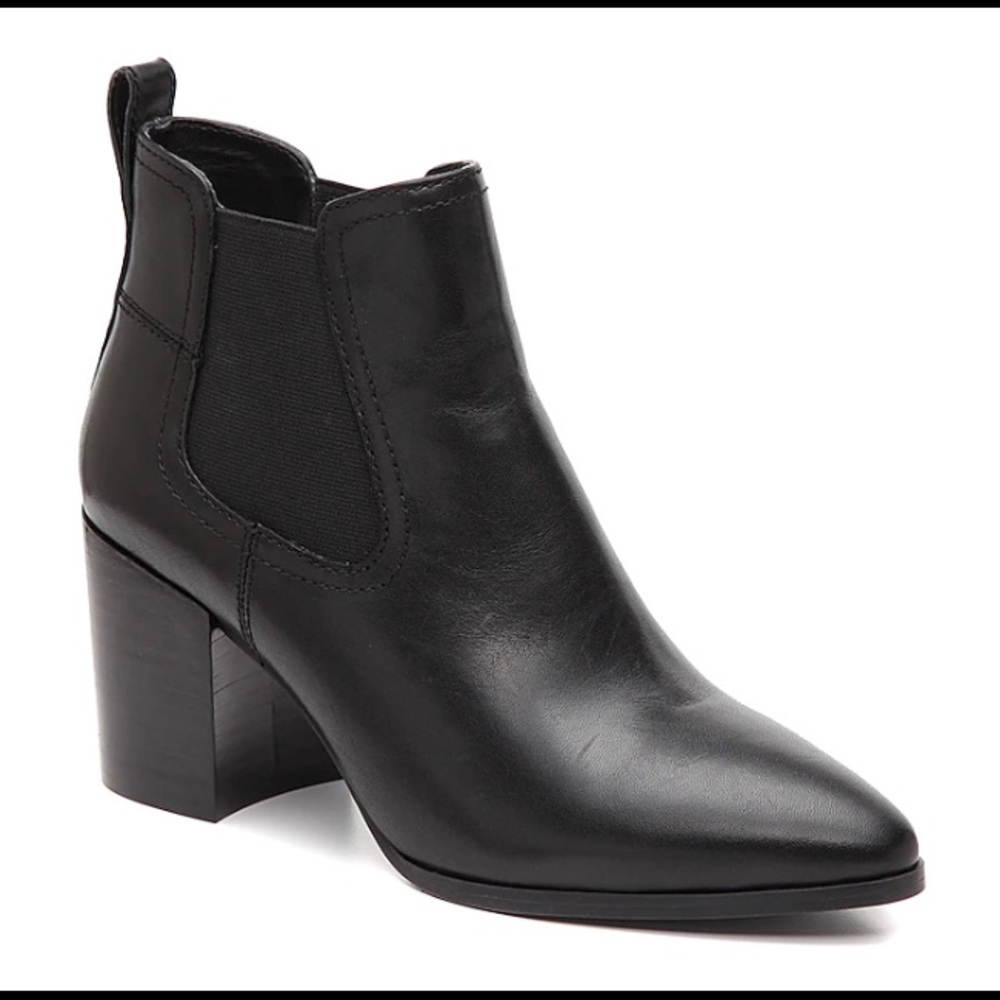 Steve Madden ODO Chelsea Boot
